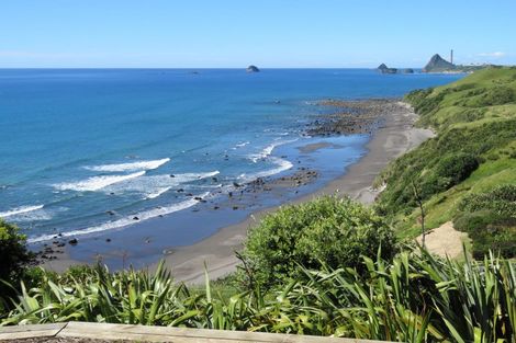 Photo of property in 29 Washer Road, Omata, New Plymouth, 4374