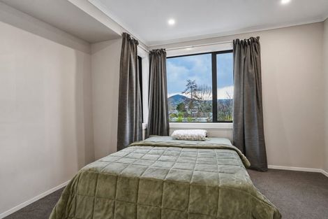 Photo of property in 10 Derby Street, Green Island, Dunedin, 9018