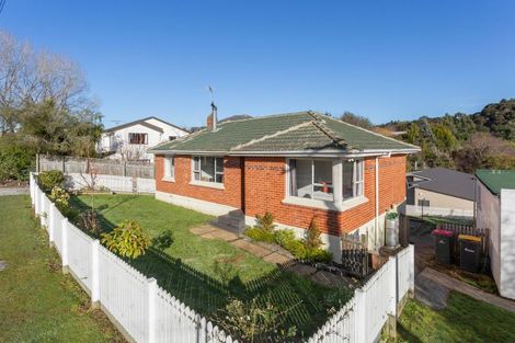 Photo of property in 61 Martin Road, Fairfield, Dunedin, 9018