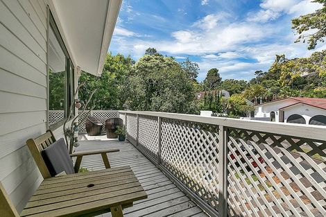 Photo of property in 17 Holyoake Place, Chatswood, Auckland, 0626