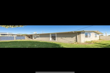 Photo of property in 44 Manuka Street, Castlecliff, Whanganui, 4501