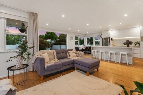 Photo of property in 2 Tyne Road, Forrest Hill, Auckland, 0620