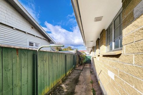 Photo of property in 208a Waterloo Road, Hutt Central, Lower Hutt, 5011