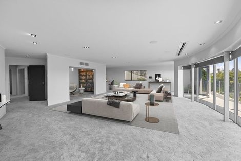 Photo of property in 18 Roy Terrace, Moturoa, New Plymouth, 4310