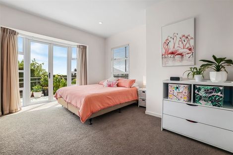 Photo of property in 1/5a Madeley Road, Mount Pleasant, Christchurch, 8081