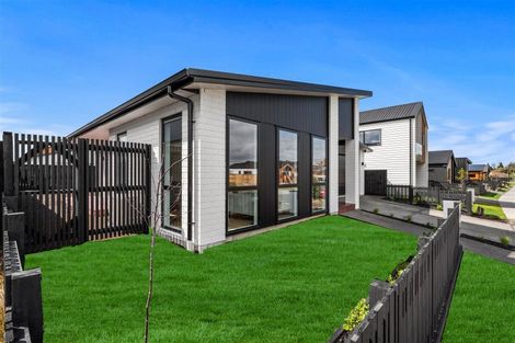 Photo of property in 18 Halley Drive, Chartwell, 3210