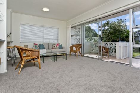 Photo of property in 3/103 Vauxhall Road, Narrow Neck, Auckland, 0624