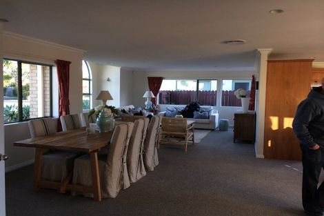 Photo of property in 179 Lakeside Drive, Orewa, 0931