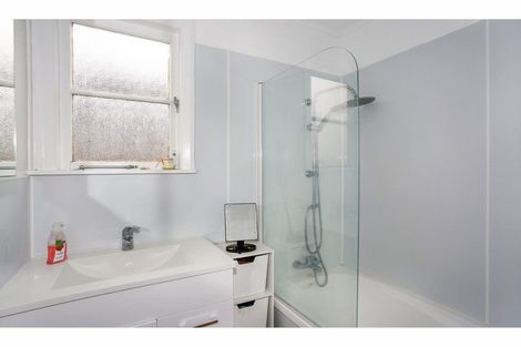 Photo of property in 43 Takanini Road, Takanini, 2112