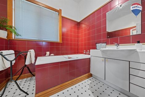 Photo of property in 2a Pharazyn Street, Melling, Lower Hutt, 5010