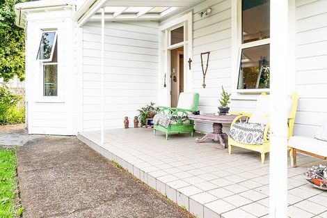 Photo of property in 19 Carey Street, Waitara, 4320