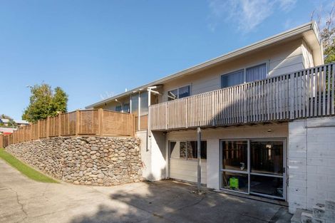 Photo of property in 56 Victory Street, Welcome Bay, Tauranga, 3112