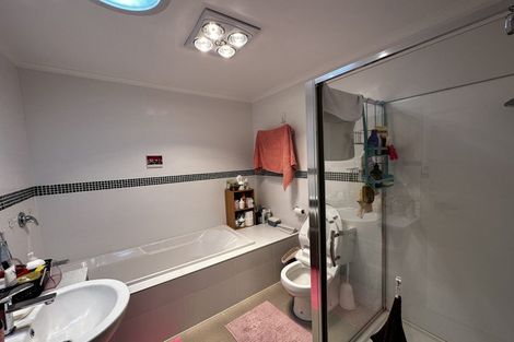 Photo of property in 73 Killarney Drive, Flat Bush, Auckland, 2019