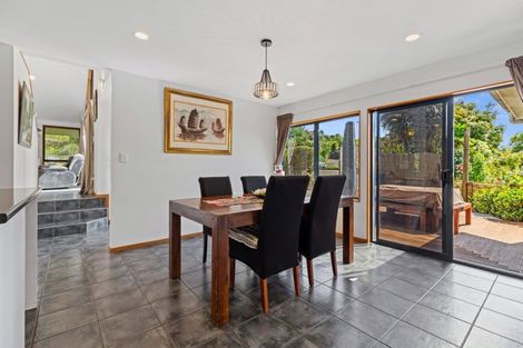 Photo of property in 28 Owen Place, Omokoroa, 3114