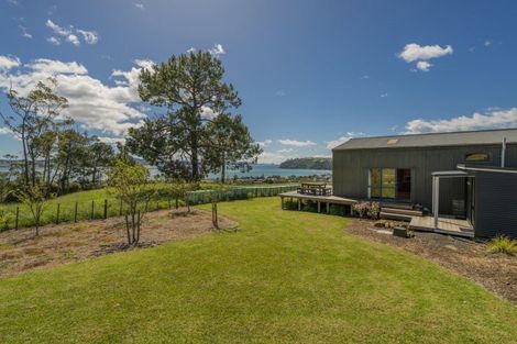Photo of property in 60 Resolution Rise, Cooks Beach, Whitianga, 3591
