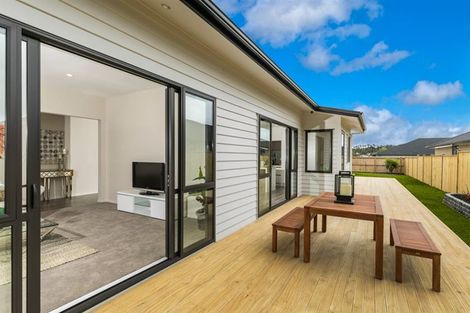 Photo of property in 199 Matua Road, Kumeu, 0810
