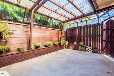 Photo of property in 1/104 Carlisle Road, Browns Bay, Auckland, 0632