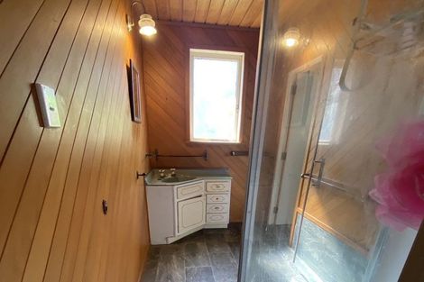 Photo of property in 10 Ribblesdale Road, Henderson, Auckland, 0612