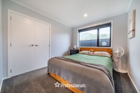 Photo of property in 113 Mawai Hakona Drive, Wallaceville, Upper Hutt, 5018