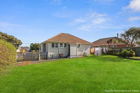 Photo of property in 90 Harper Street, Gonville, Whanganui, 4501