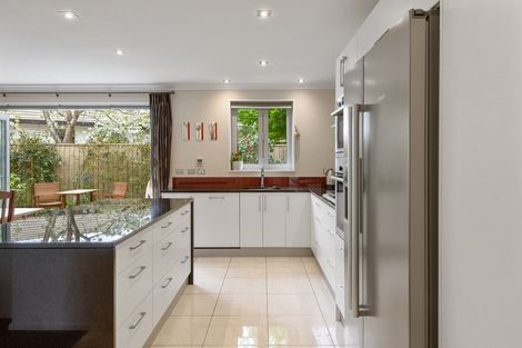 Photo of property in 6a Gleneagles Terrace, Ilam, Christchurch, 8053