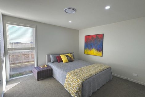 Photo of property in 5 Greenpath Lane, Hurworth, New Plymouth, 4310