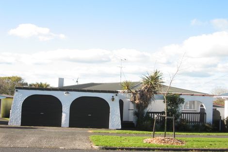 Photo of property in 94 Friedlanders Road, Manurewa, Auckland, 2102