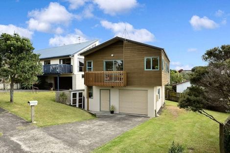 Photo of property in 2a Hassan Drive, Massey, Auckland, 0614