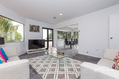 Photo of property in 1/3 Albany Highway, Unsworth Heights, Auckland, 0632