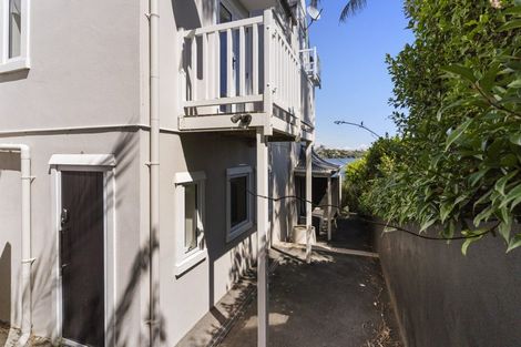 Photo of property in 1/38 Kitchener Road, Milford, Auckland, 0620