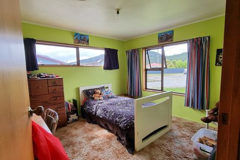 Photo of property in 9 Matai Street, Dobson, Greymouth, 7805
