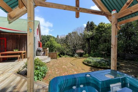 Photo of property in 22b Sequoia Grove, Merrilands, New Plymouth, 4312