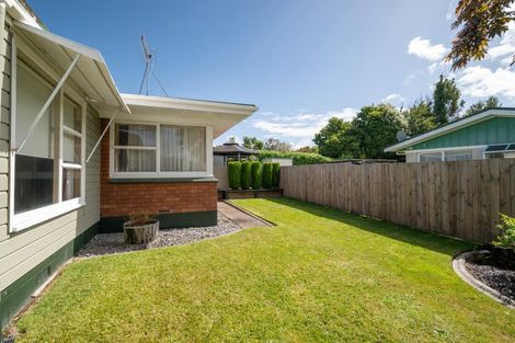 Photo of property in 6 Campbell Place, Pukehangi, Rotorua, 3015