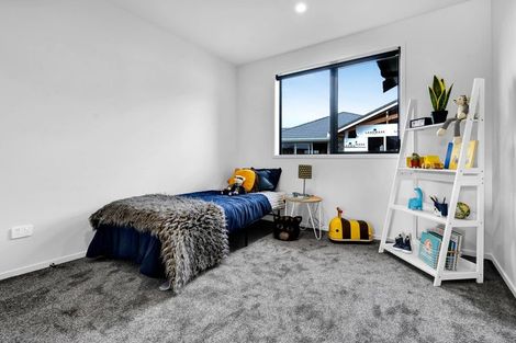 Photo of property in 9b James Drive, Bell Block, New Plymouth, 4312