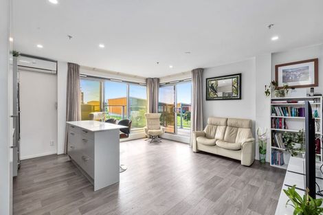 Photo of property in 102/160a Hobsonville Point Road, Hobsonville, Auckland, 0616