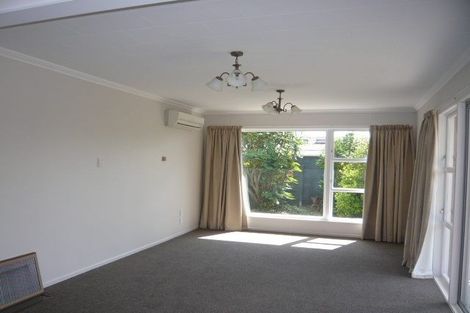 Photo of property in 150 Sandwich Road, St Andrews, Hamilton, 3200