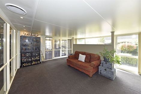 Photo of property in 4 Oldwood Street, Bishopdale, Christchurch, 8053