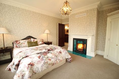 Photo of property in Chilcombe Homestead, 4 Medbury Terrace, Fendalton, Christchurch, 8041