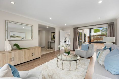 Photo of property in 8 Mulu Place, Fairview Heights, Auckland, 0632