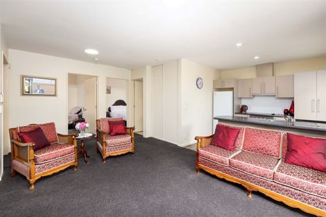 Photo of property in 3/123 Sawyers Arms Road, Northcote, Christchurch, 8052