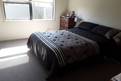 Photo of property in 46 Aloway Street, Wallacetown, 9816