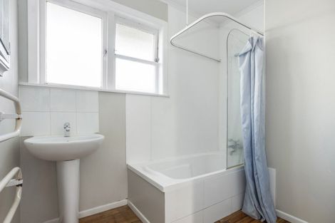 Photo of property in 1/31 Raines Avenue, Forrest Hill, Auckland, 0620