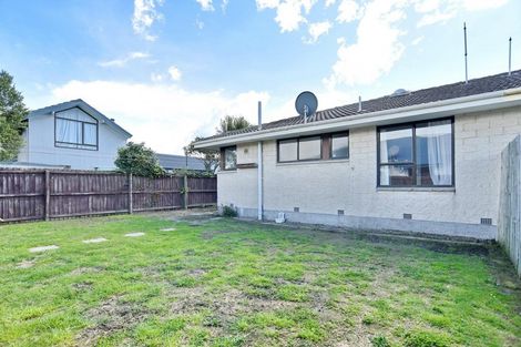 Photo of property in 2/1 Mapledale Place, Halswell, Christchurch, 8025