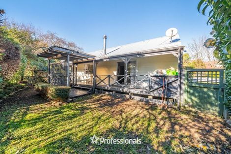 Photo of property in 60 Larchmont Grove, Totara Park, Upper Hutt, 5018