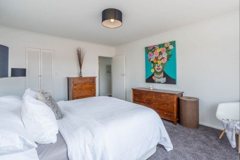 Photo of property in 19 Brora Crescent, Papakowhai, Porirua, 5024