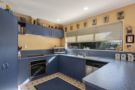Photo of property in 2 Ranfurly Terrace, Pyes Pa, Tauranga, 3112