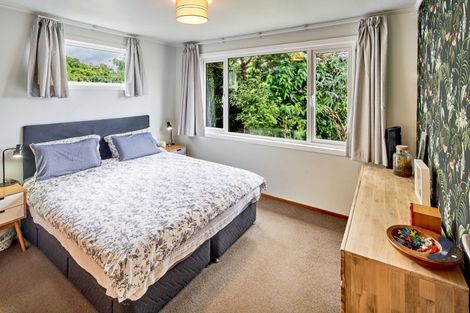 Photo of property in 16 Voltaire Street, Karori, Wellington, 6012