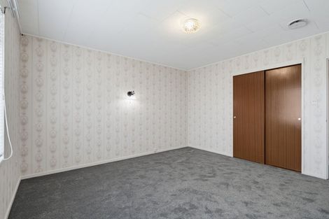 Photo of property in 2/508 Saint Aubyn, Hastings, 4122