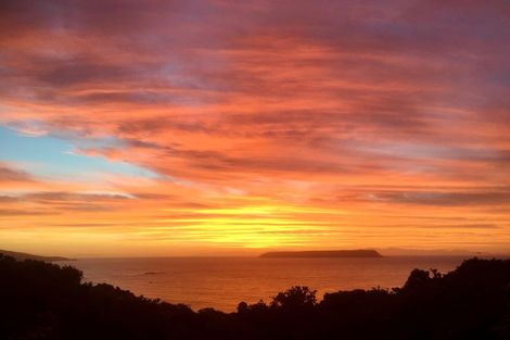 Photo of property in 114 Motuhara Road, Plimmerton, Porirua, 5026