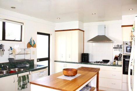 Photo of property in 9 Tuna Place, Whiritoa, Whangamata, 3691